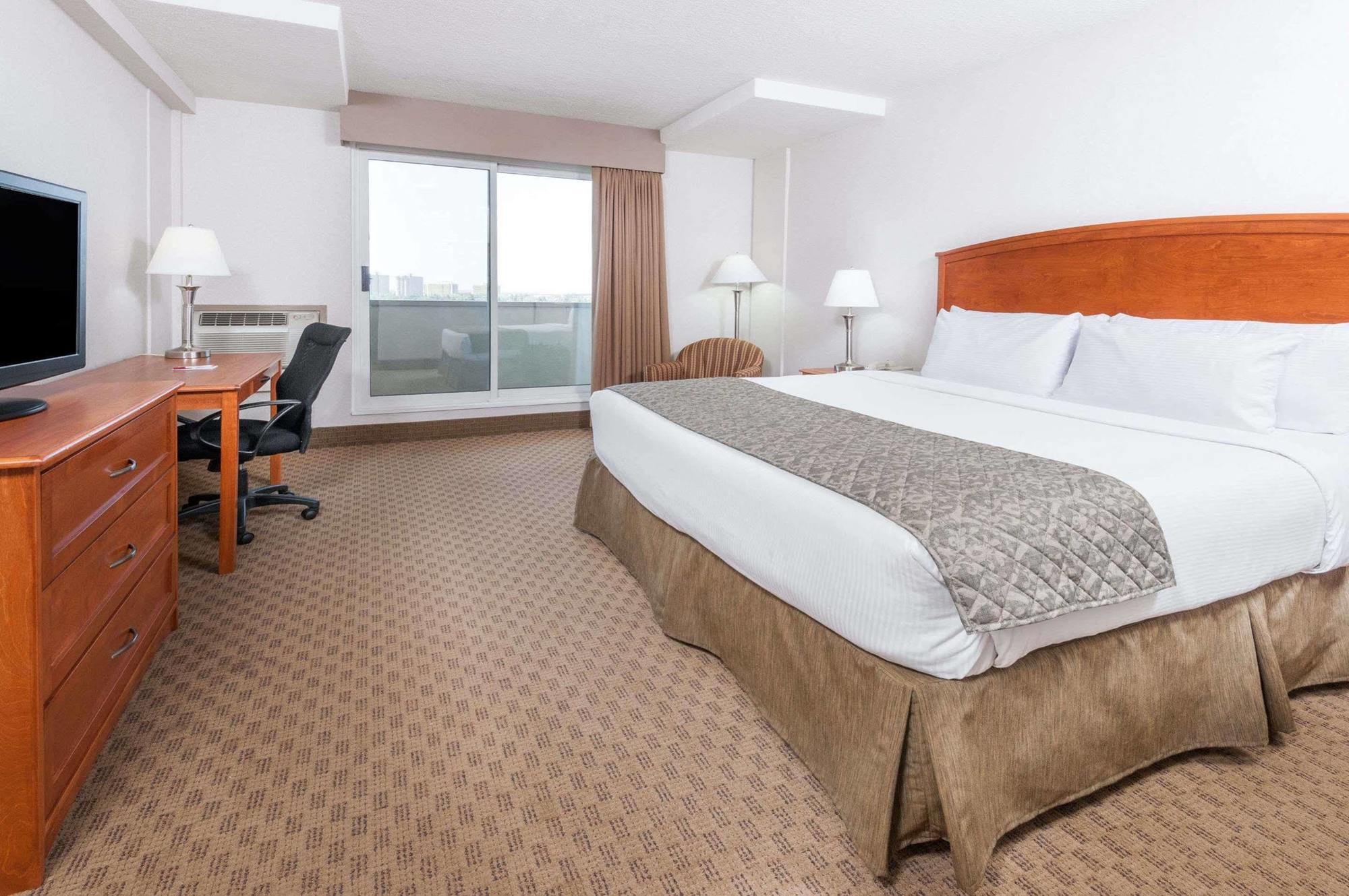 Hotel Ramada By Wyndham Edmonton South Exteriér fotografie